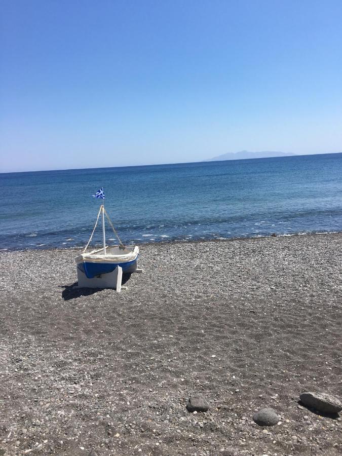 Theros Houses Santorini Kamári エクステリア 写真