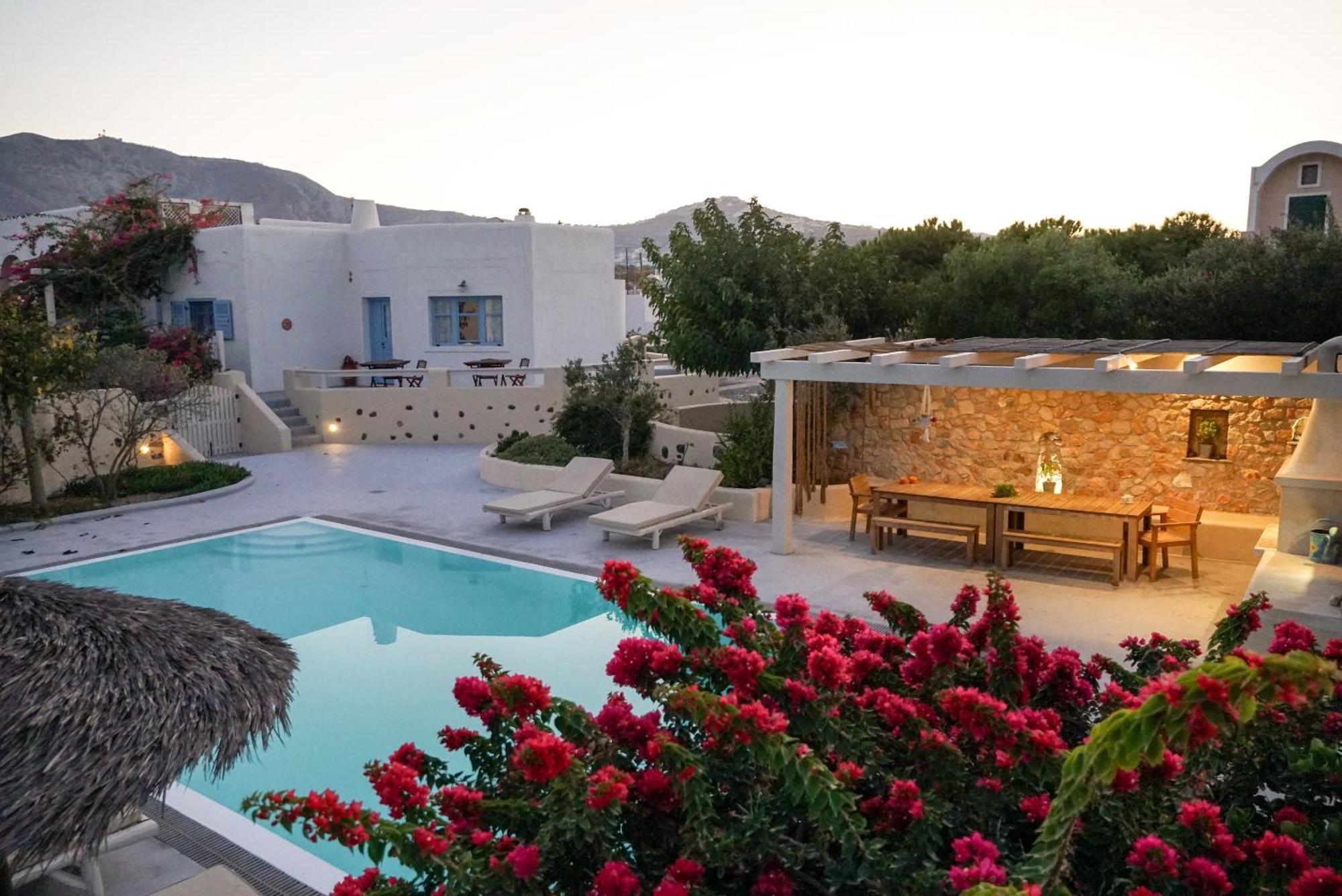 Theros Houses Santorini Kamári エクステリア 写真