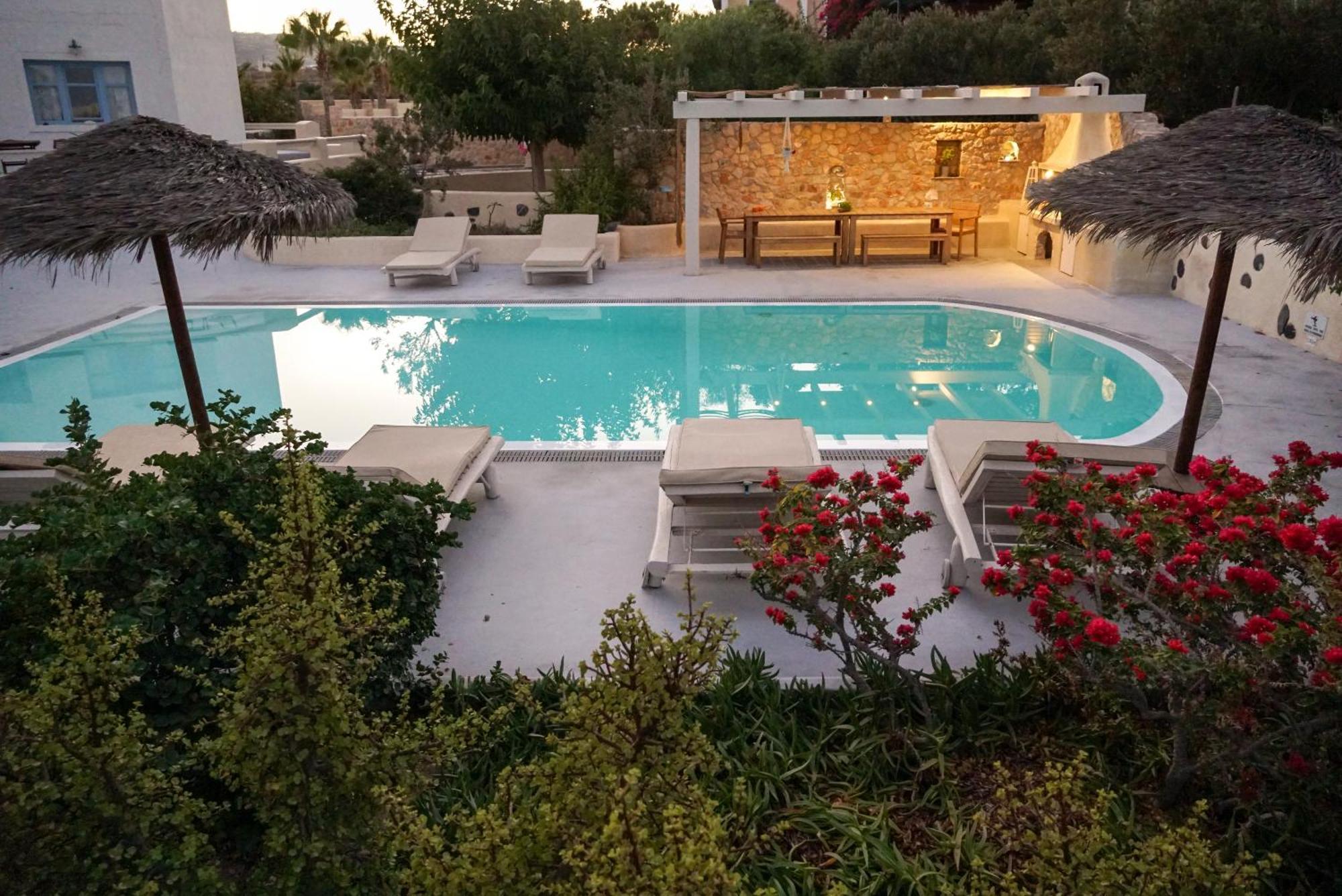 Theros Houses Santorini Kamári エクステリア 写真