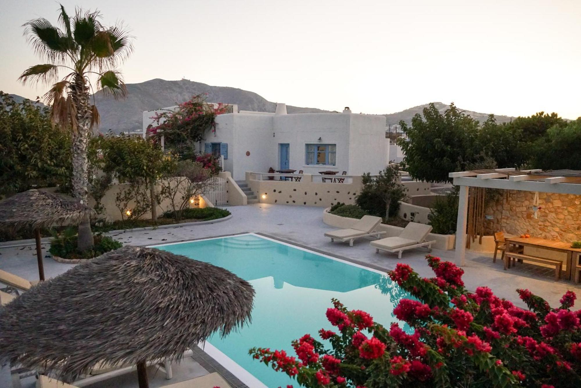 Theros Houses Santorini Kamári エクステリア 写真