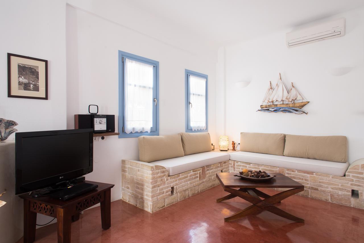Theros Houses Santorini Kamári エクステリア 写真