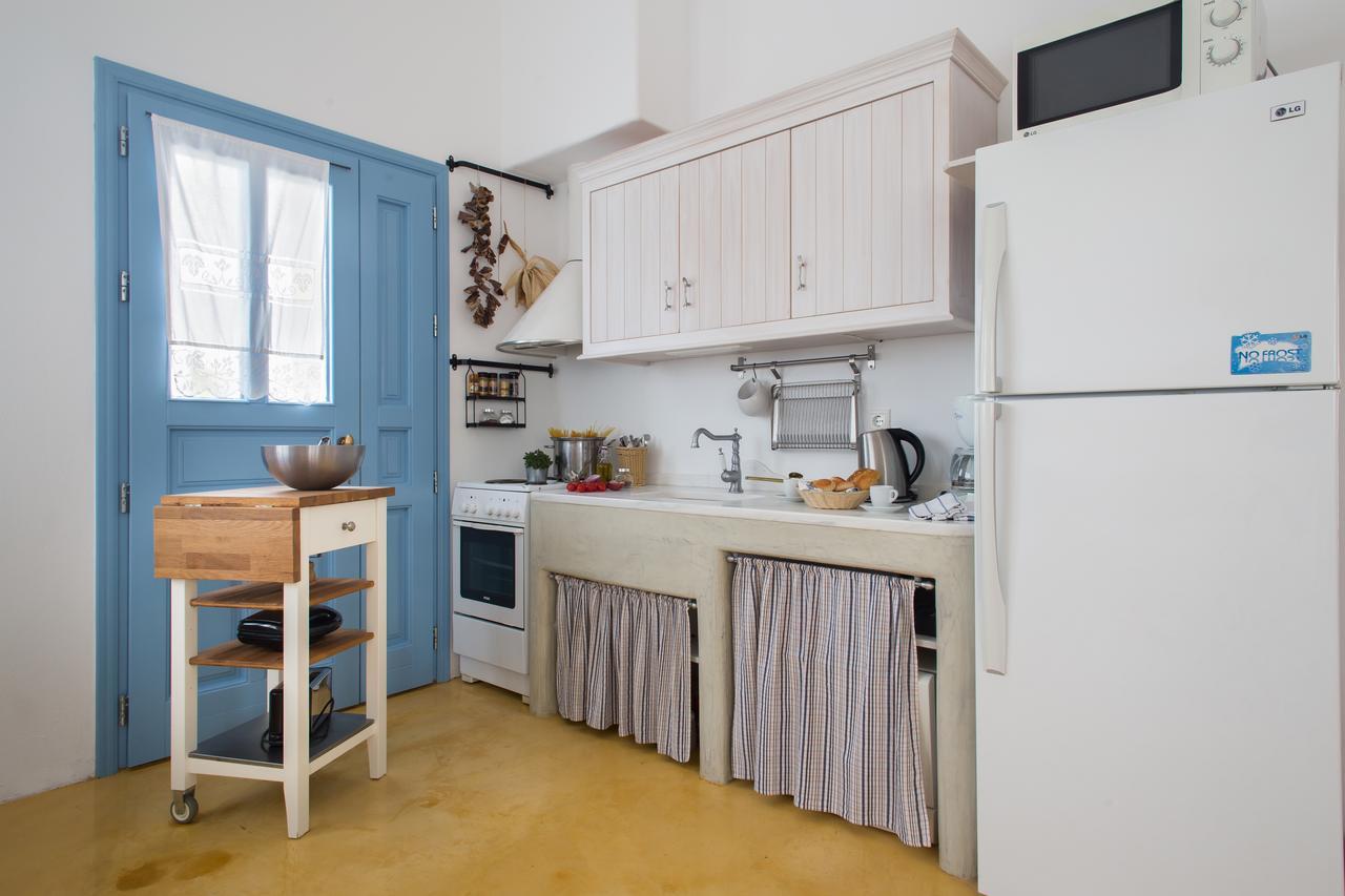Theros Houses Santorini Kamári エクステリア 写真